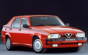 Car mats Alfa Romeo 75. 