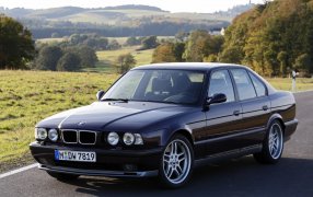 BMW 5-serie E34